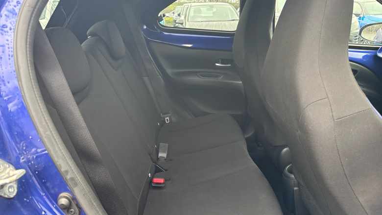 Toyota Aygo X 1.0 VVT-i Edge 5dr Auto Petrol Hatchback